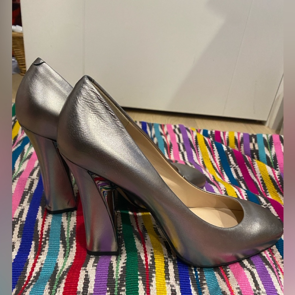Karl Lagerfeld Silver Heels Elegant Pumps